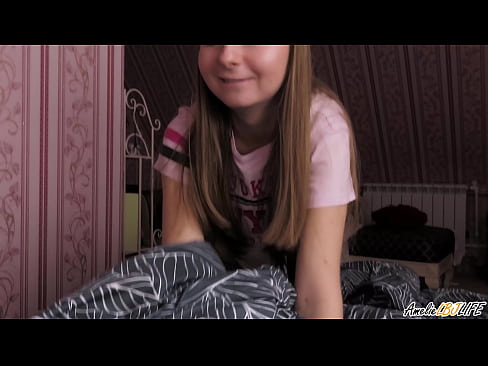 ❤️ Blondie onun BFF-ni dərindən sorur və ağzına boşaldır ❤ Porn video az.porngifmag-com.ru ️❤